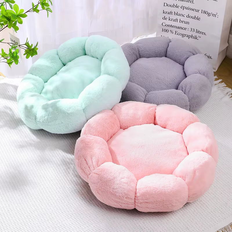Luxury Cat Sofa Winter Warm Cat Flower Nest Dog House Bed for Cats Flower Bed Breathable Soft Small Dog Bed with Flower Shape