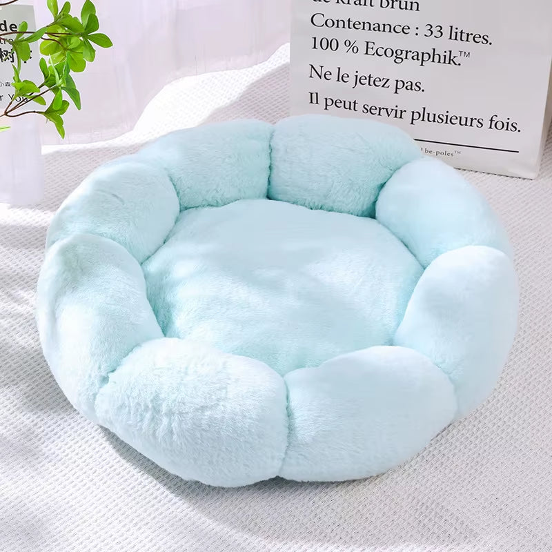 Luxury Cat Sofa Winter Warm Cat Flower Nest Dog House Bed for Cats Flower Bed Breathable Soft Small Dog Bed with Flower Shape